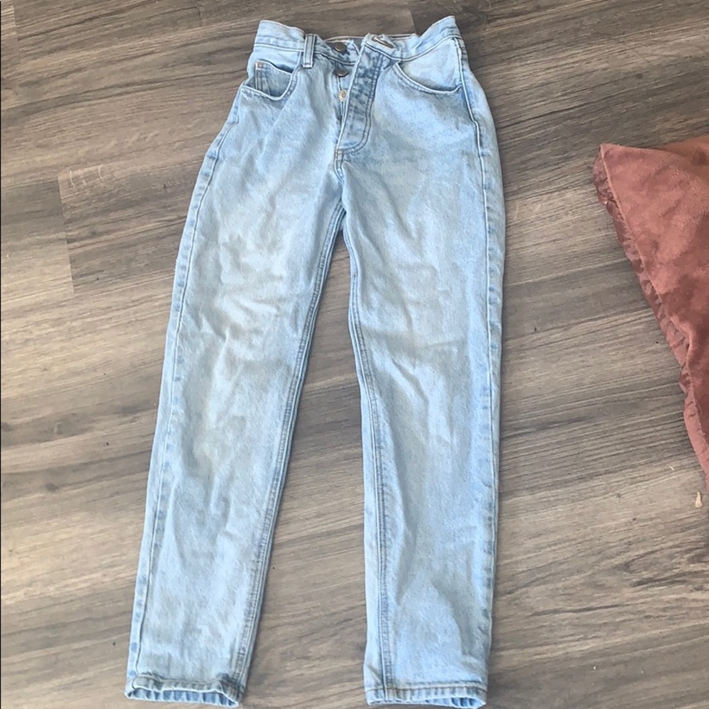 light washed mom jeans
